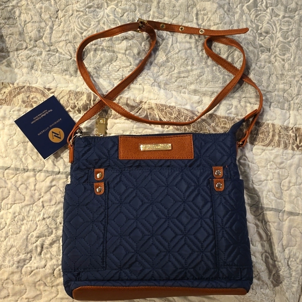 NWT Adrienne Vittadini Crossbody Bag